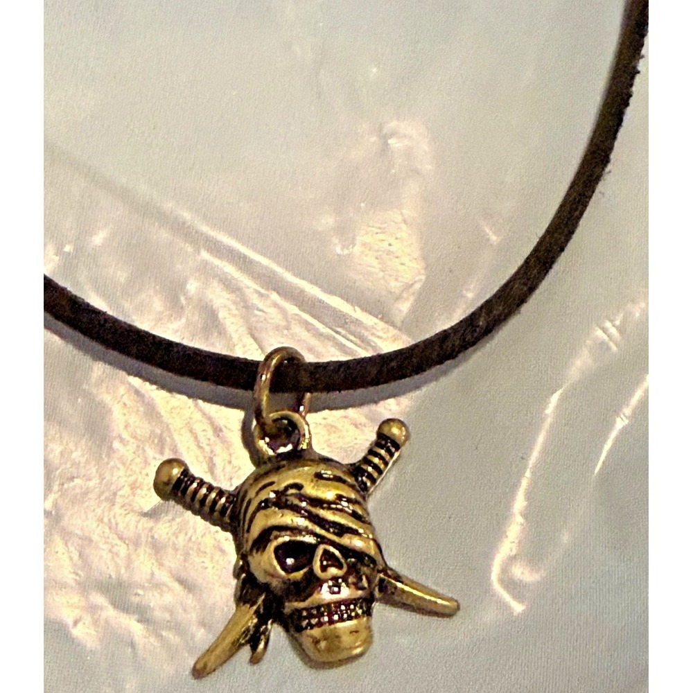 2026 Disney Parks Pirates Of The Caribbean Necklace Skull Crossbones